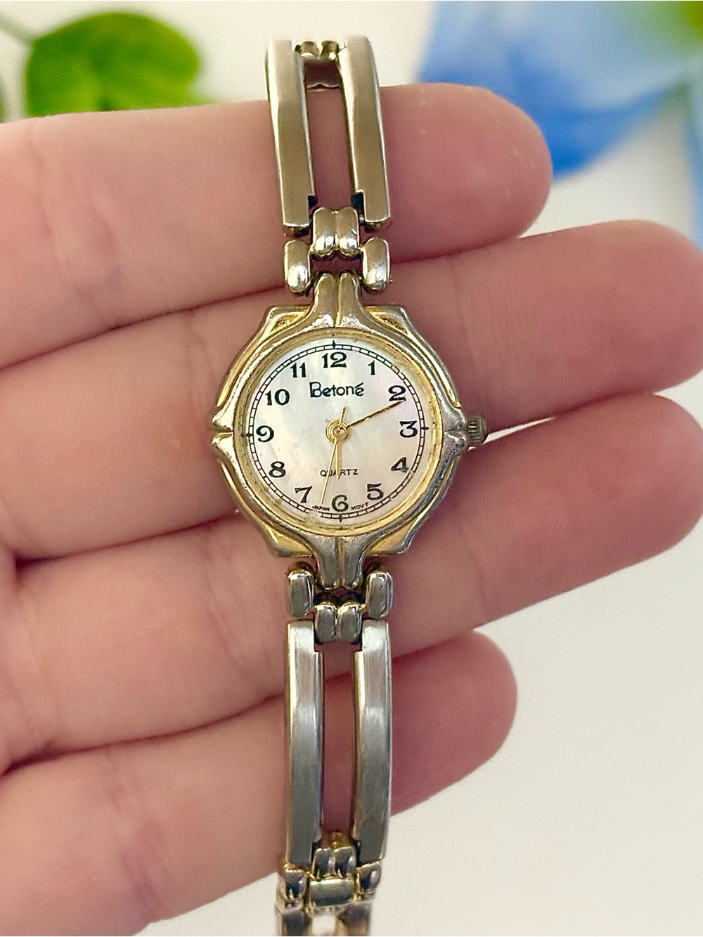 Vintage Betone Women's Mother of Pearl Watch-Chic Two-Tone Gold/Silver Bracelet